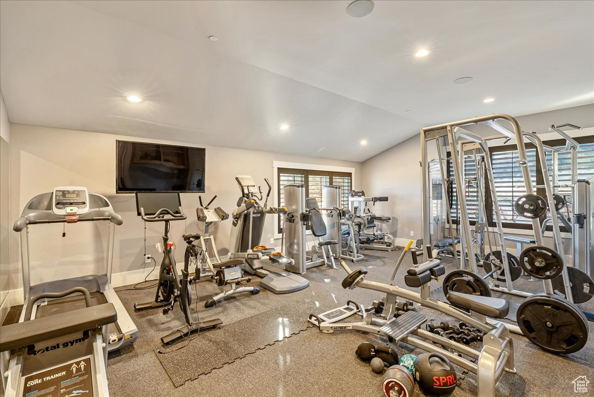 RED LEDGES - Residential