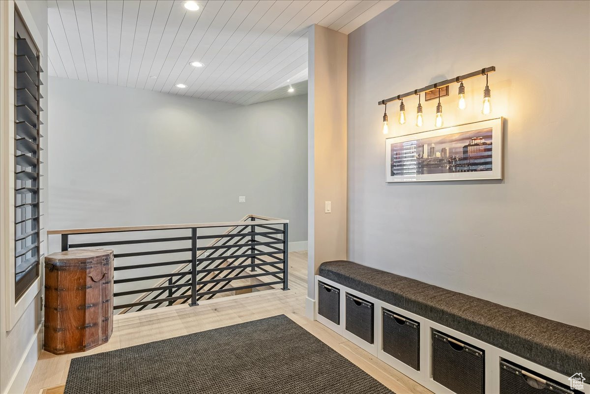 RED LEDGES - Residential