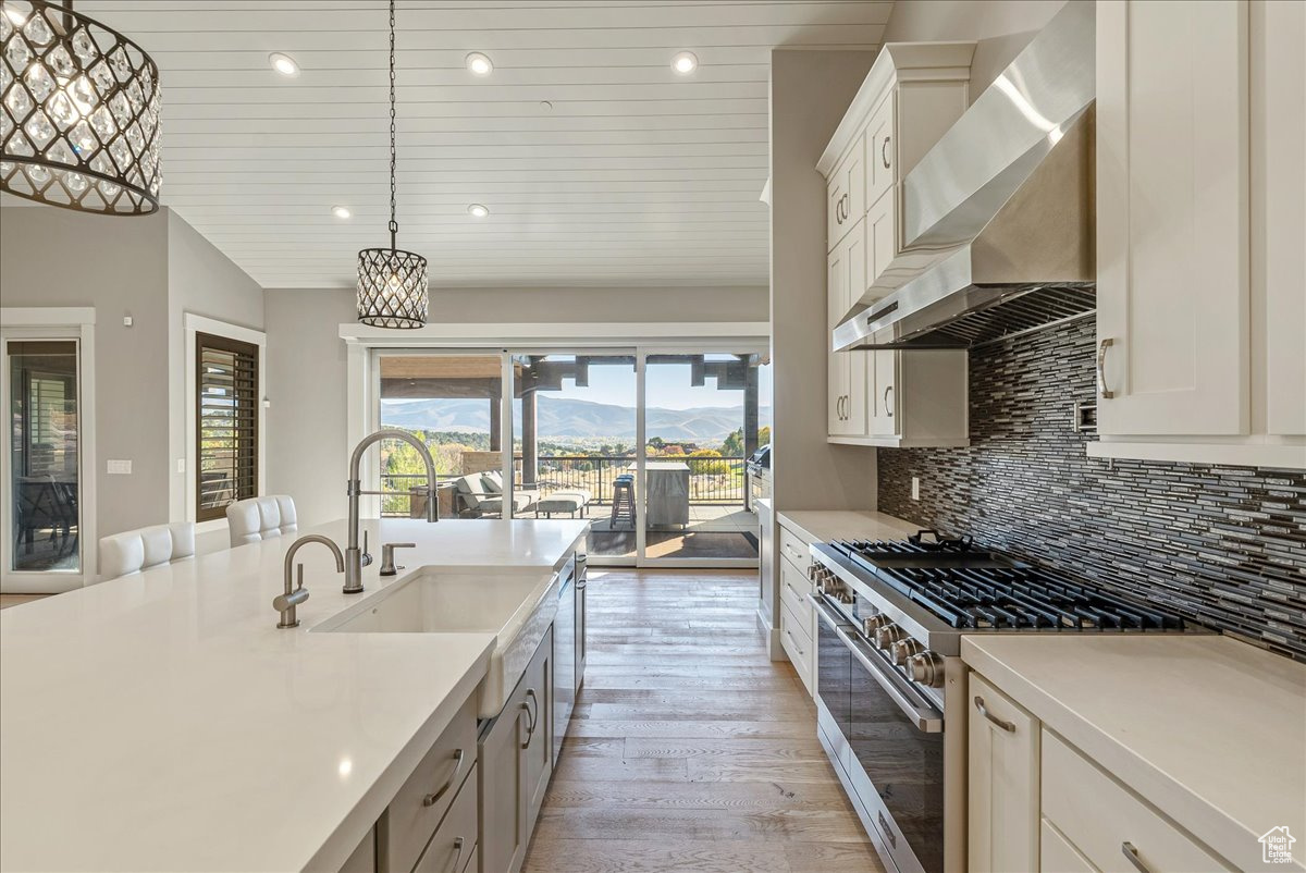 RED LEDGES - Residential