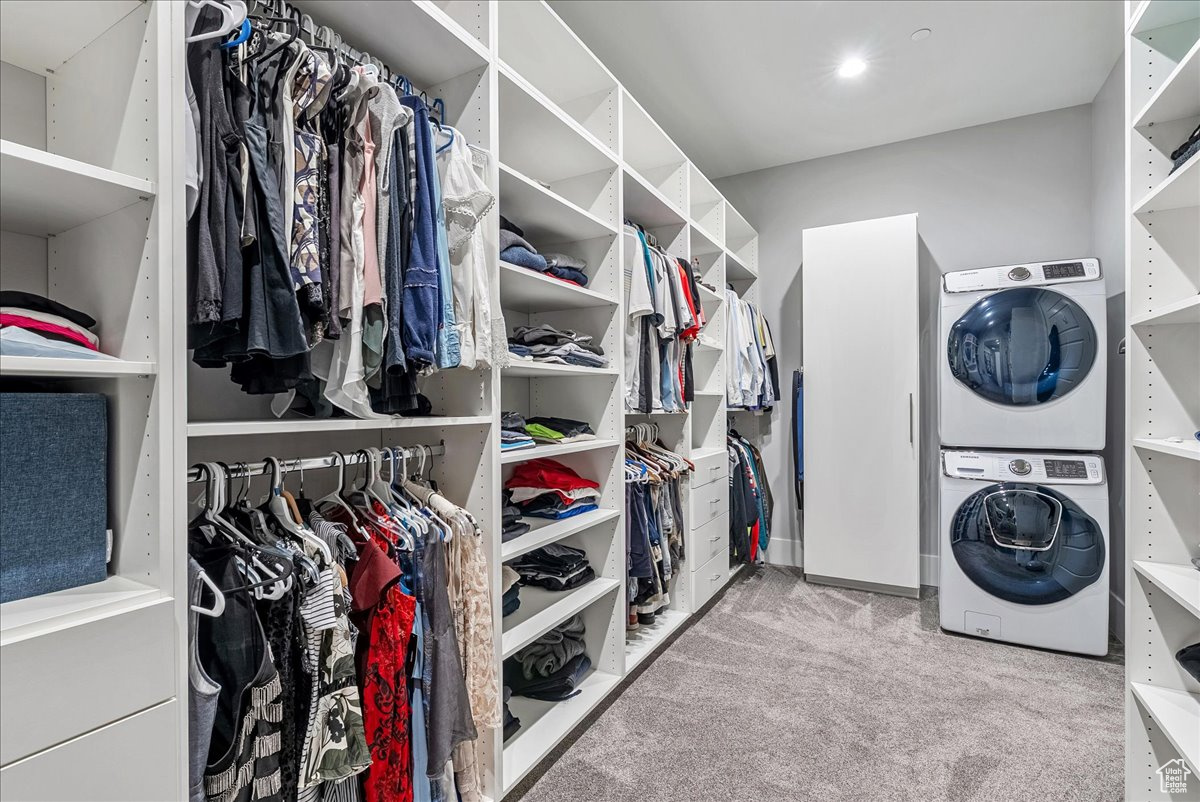 RED LEDGES - Residential