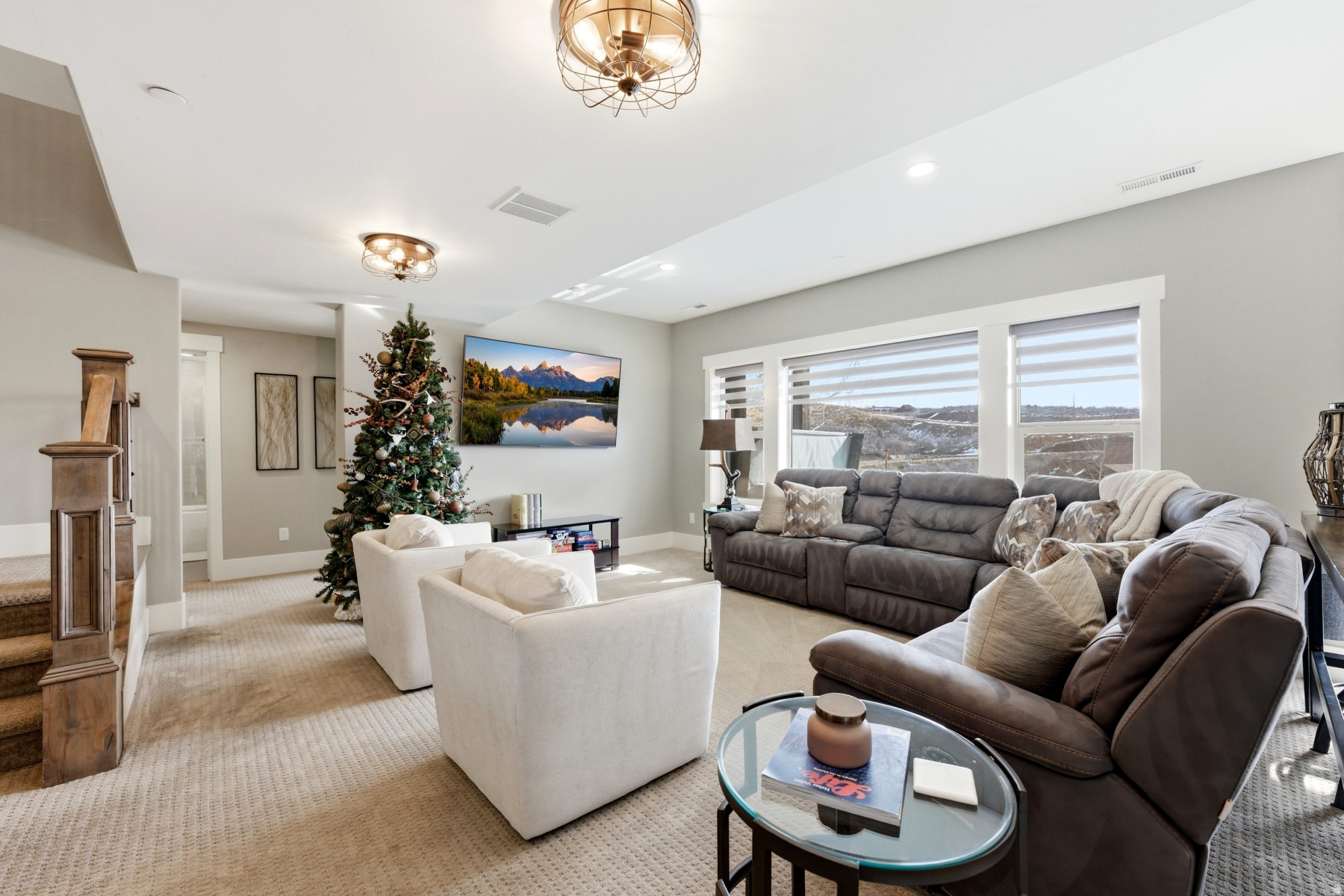 RUSTLER AT HIDEOUT - Residential