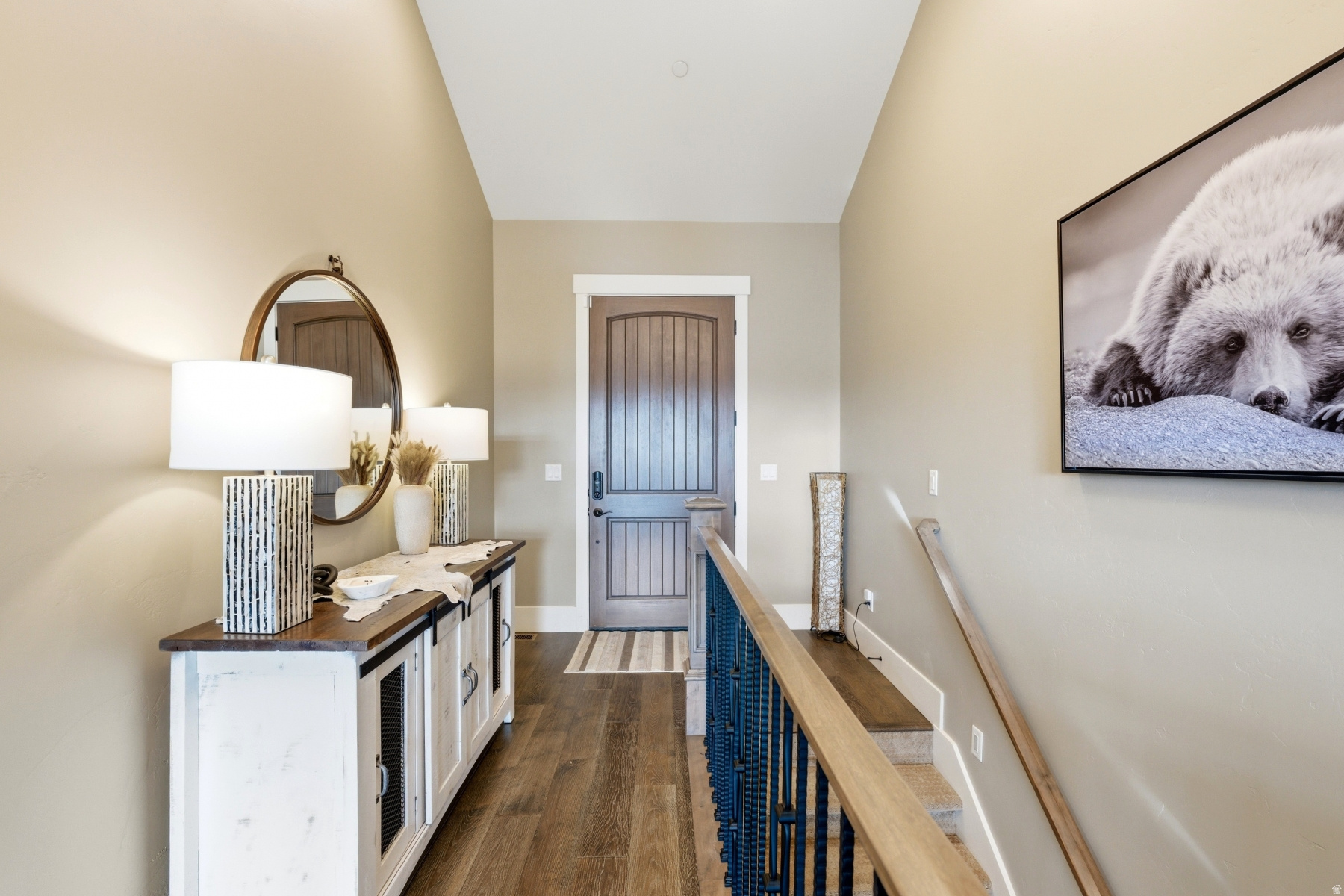 RUSTLER AT HIDEOUT - Residential