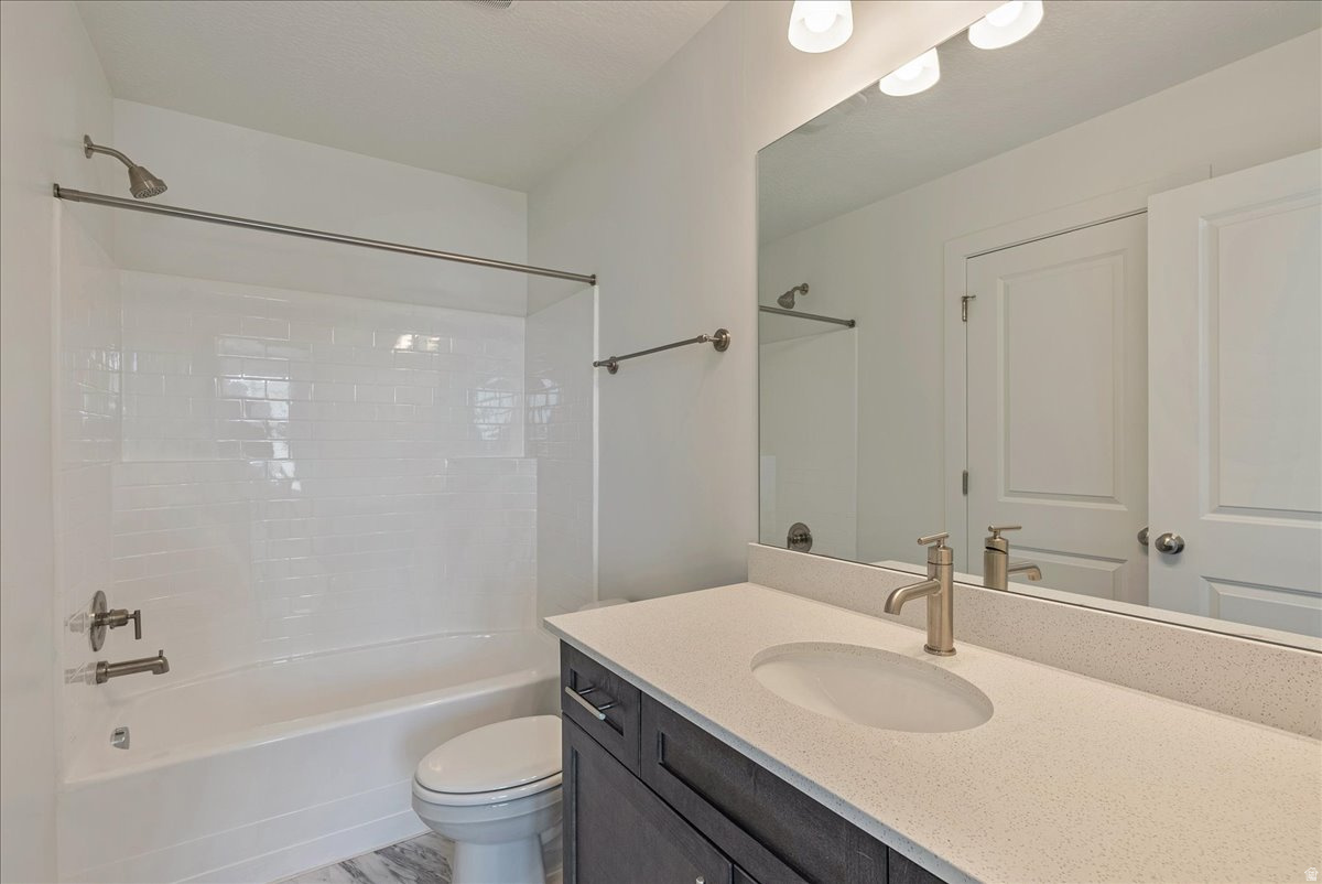 BRISTOL FARMS - Residential