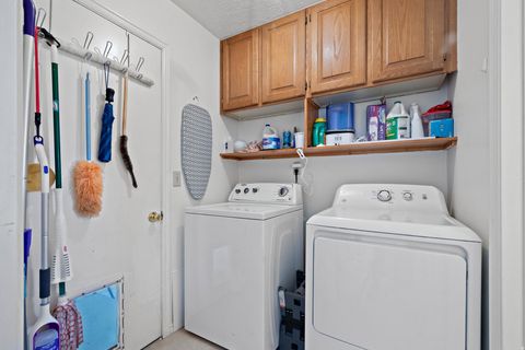 Tiny photo for 519 N 600 E, Springville, UT 84663 (MLS # 2136062)