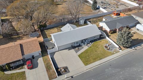 Tiny photo for 519 N 600 E, Springville, UT 84663 (MLS # 2136062)