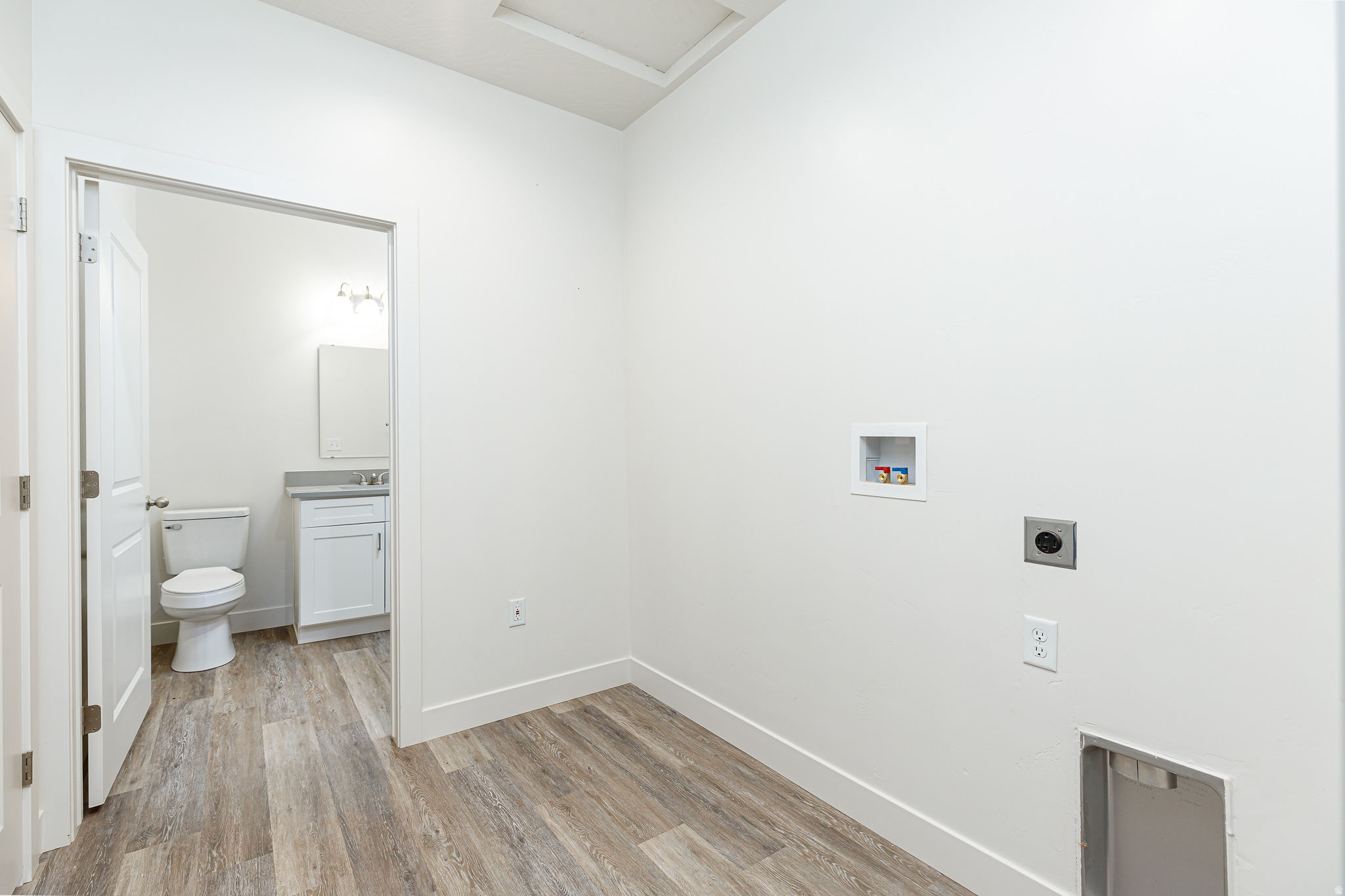 CRIMSON ESTATES - Residential