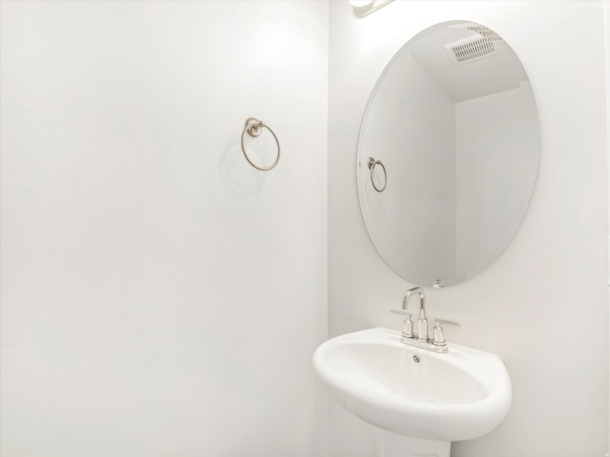 EAGLE VILLAGE - Residential