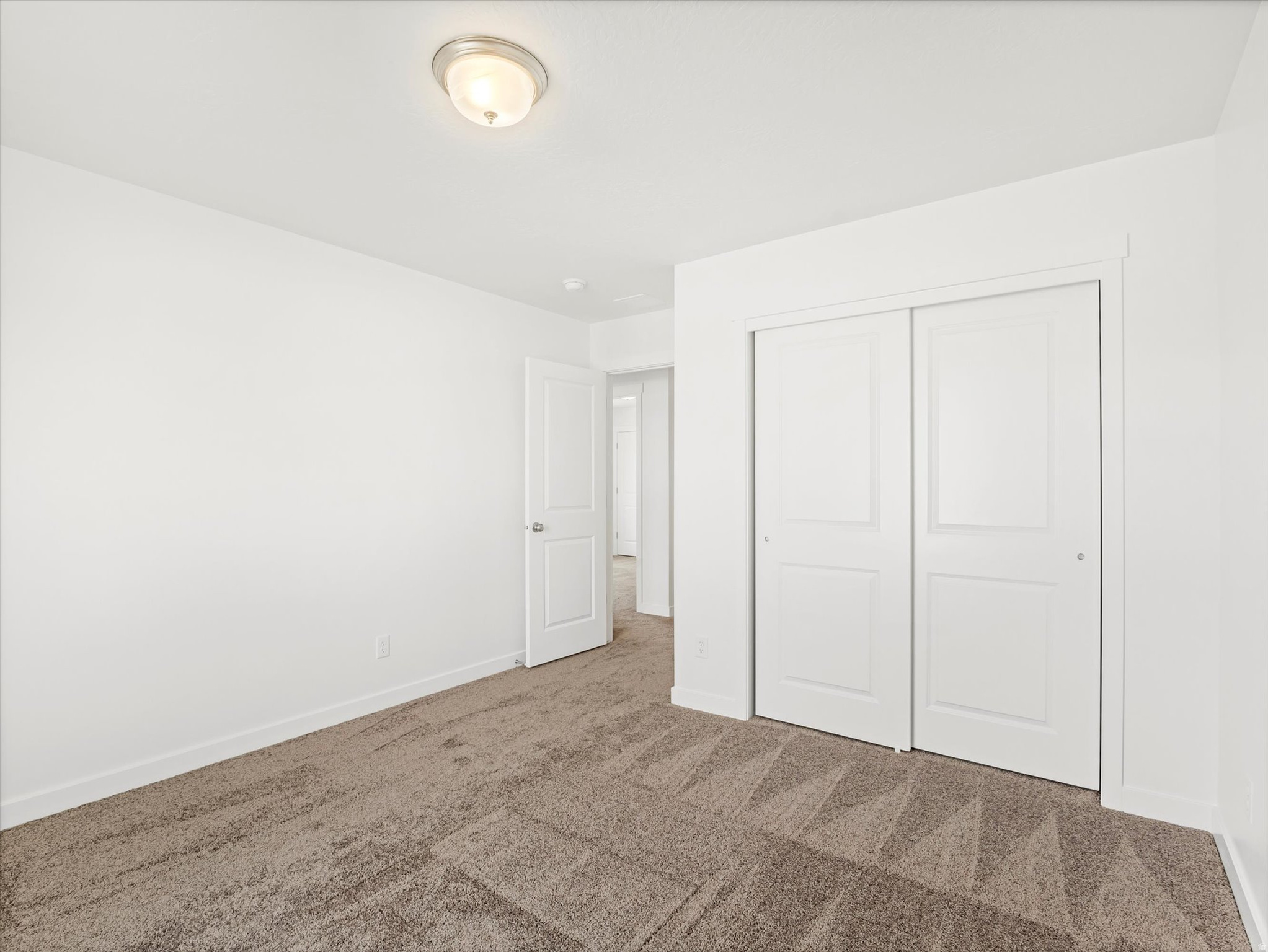 EAGLE VILLAGE - Residential