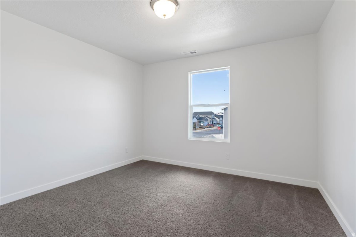 EAGLE VILLAGE - Residential