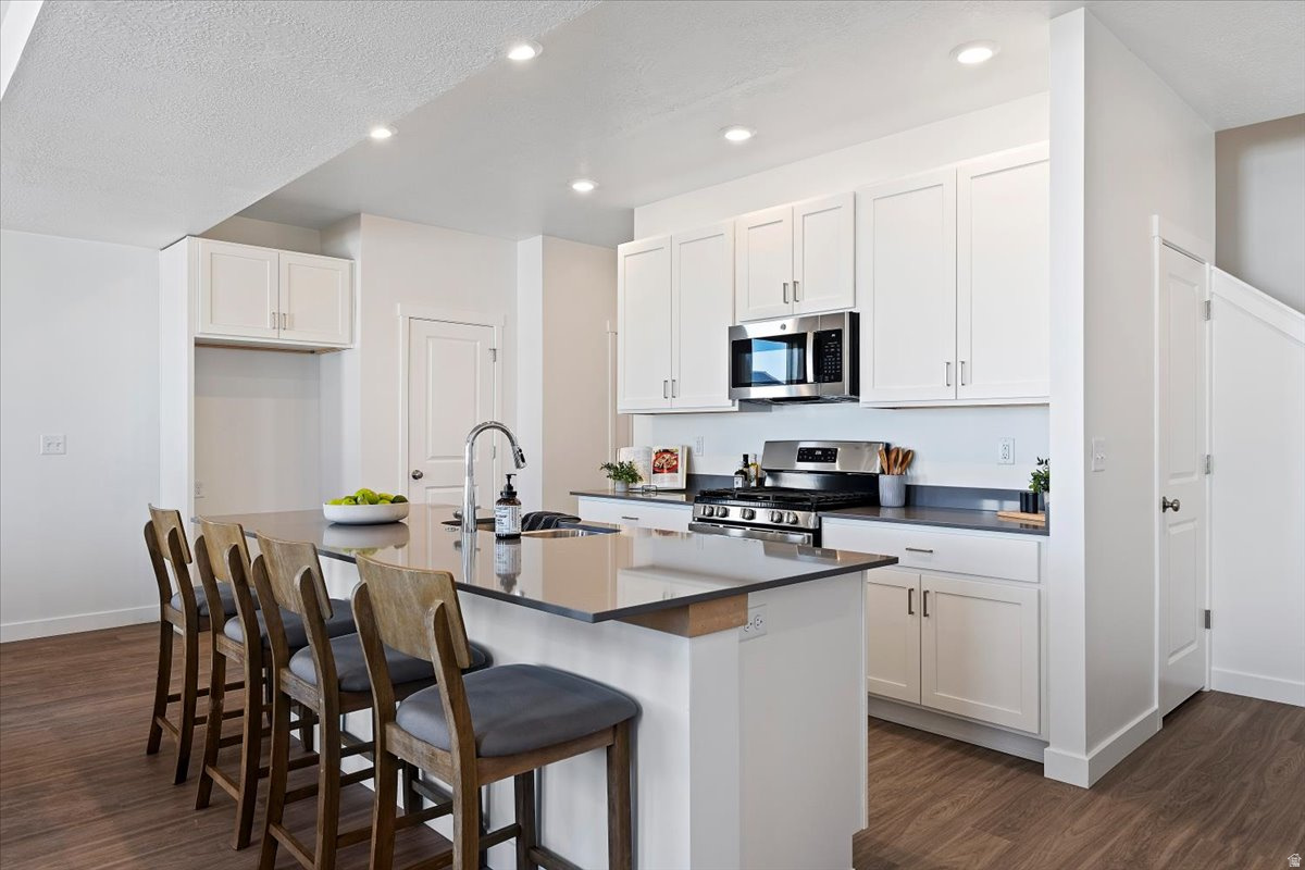 EAGLE VILLAGE - Residential