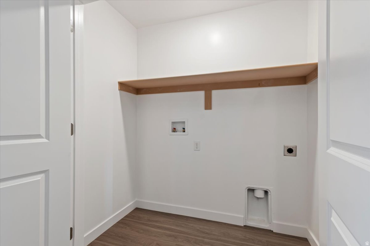 EAGLE VILLAGE - Residential