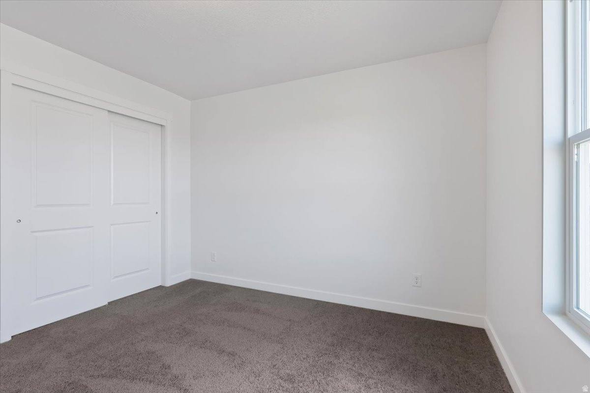 EAGLE VILLAGE - Residential