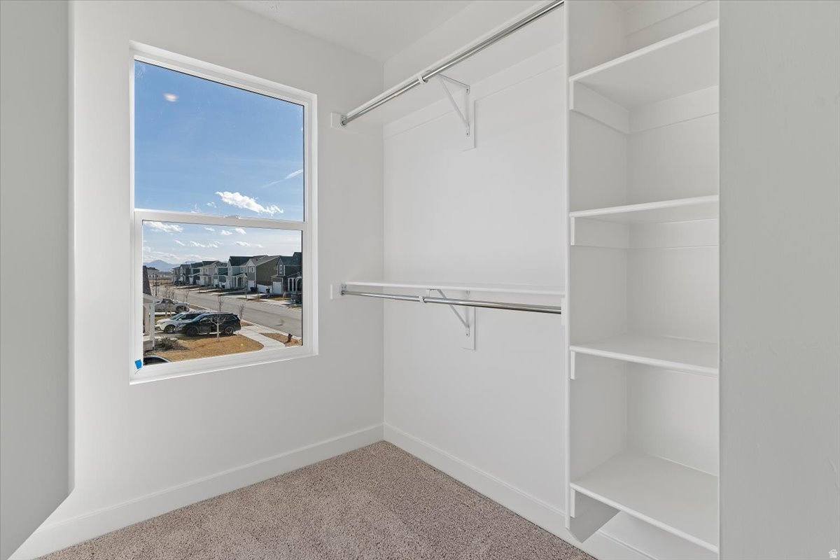 EAGLE VILLAGE - Residential