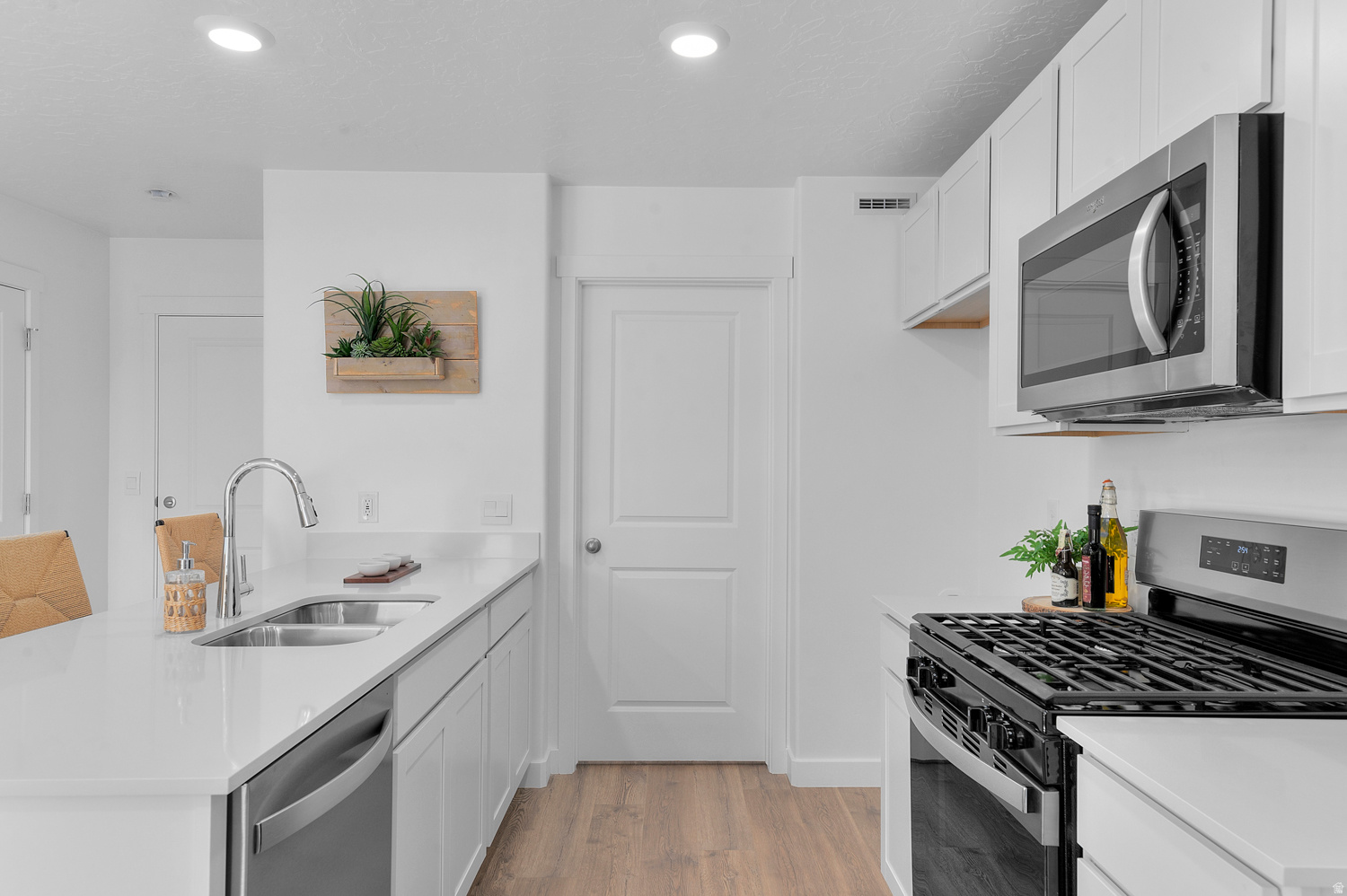 VIRIDIAN - Residential