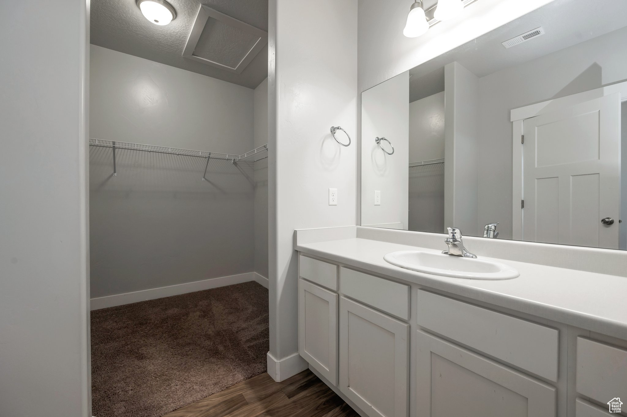 Vineyard, Utah 84059, United States, 3 Bedrooms Bedrooms, ,2 BathroomsBathrooms,Residential,Active,152231