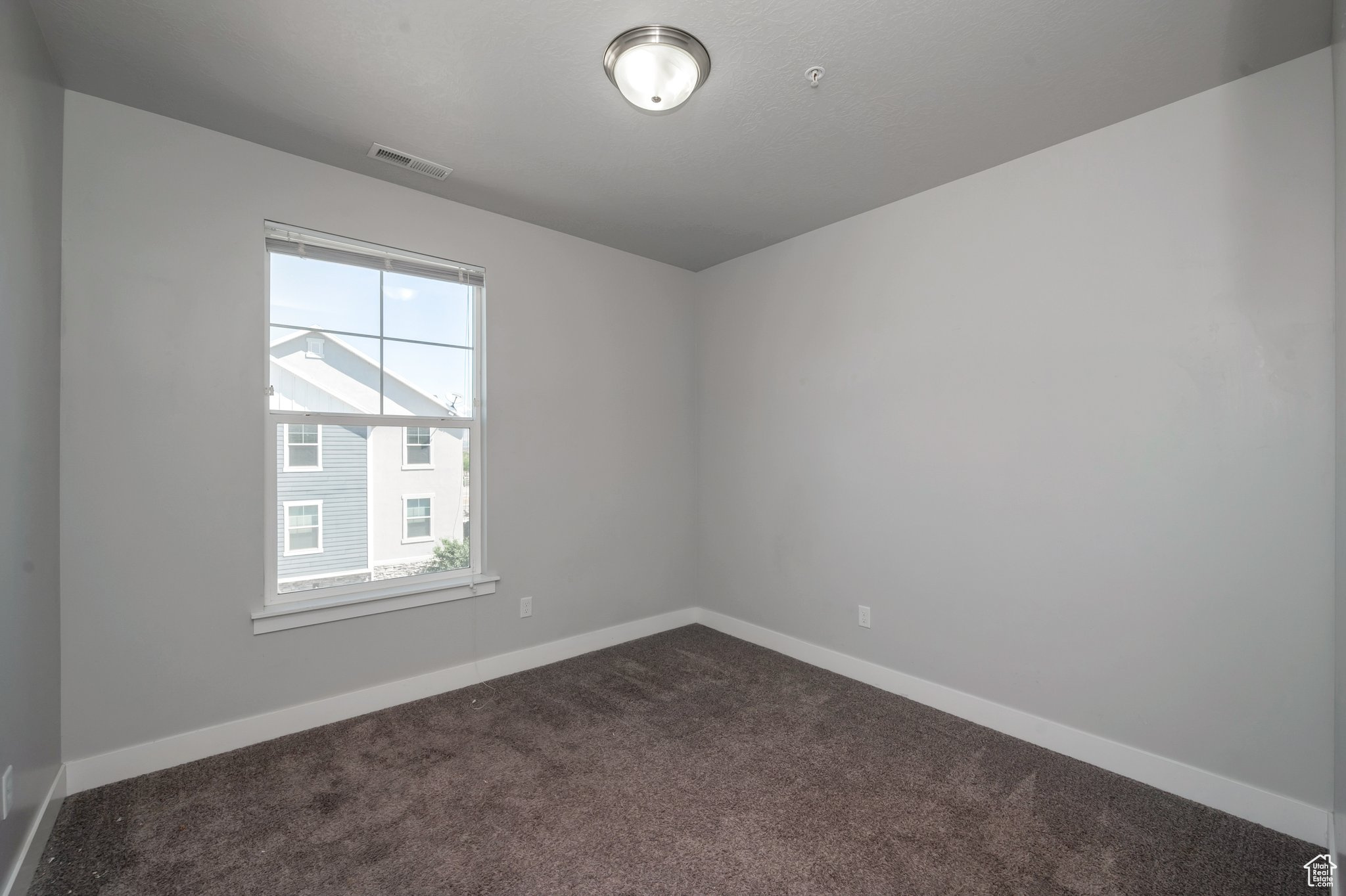 Vineyard, Utah 84059, United States, 3 Bedrooms Bedrooms, ,2 BathroomsBathrooms,Residential,Active,152231