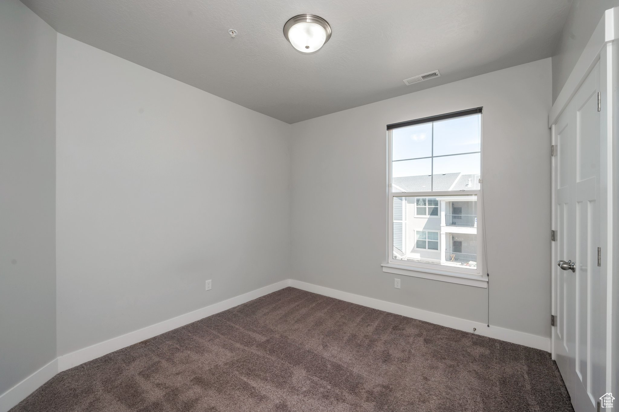 Vineyard, Utah 84059, United States, 3 Bedrooms Bedrooms, ,2 BathroomsBathrooms,Residential,Active,152231