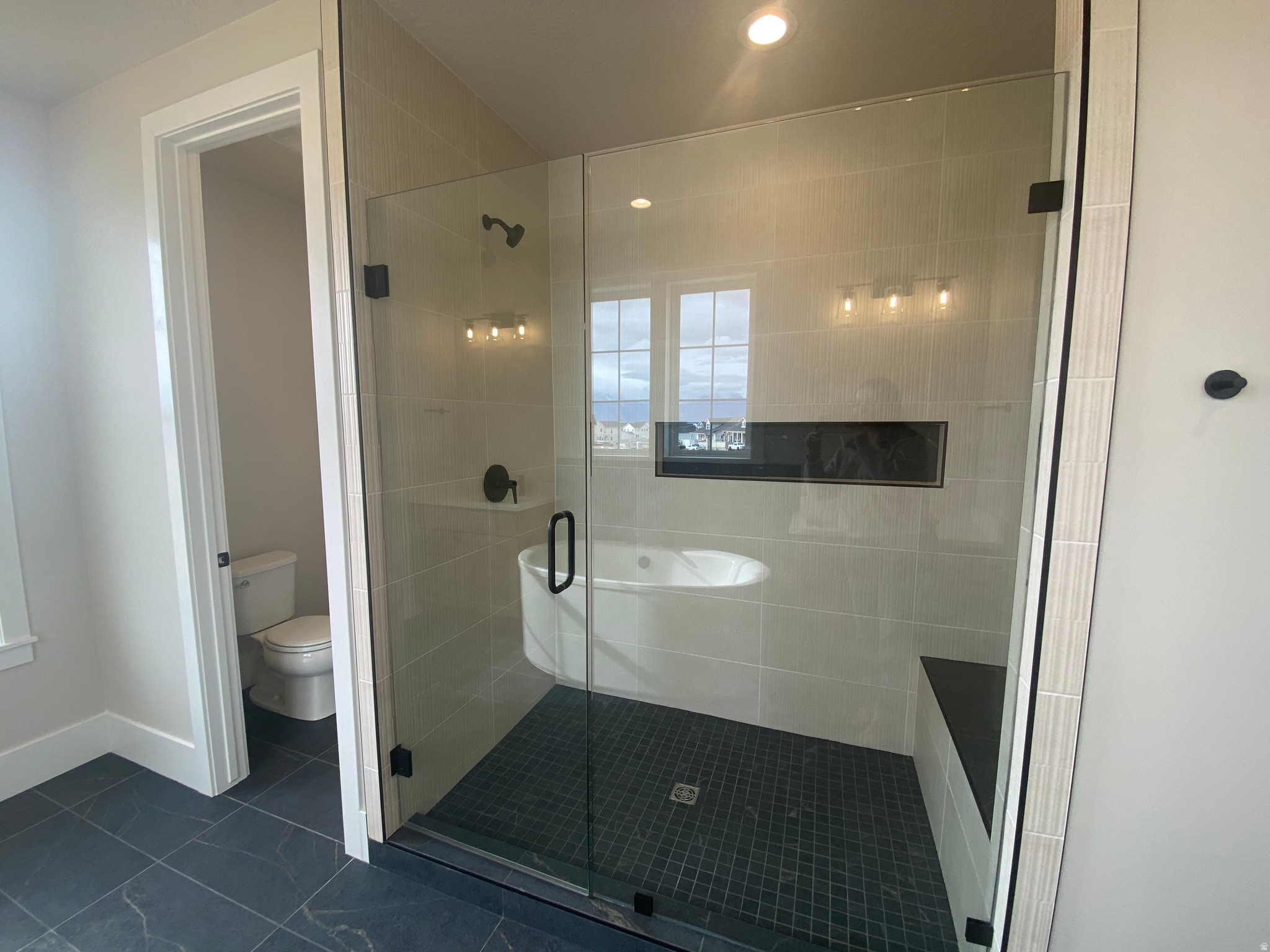 DAYBREAK - Residential