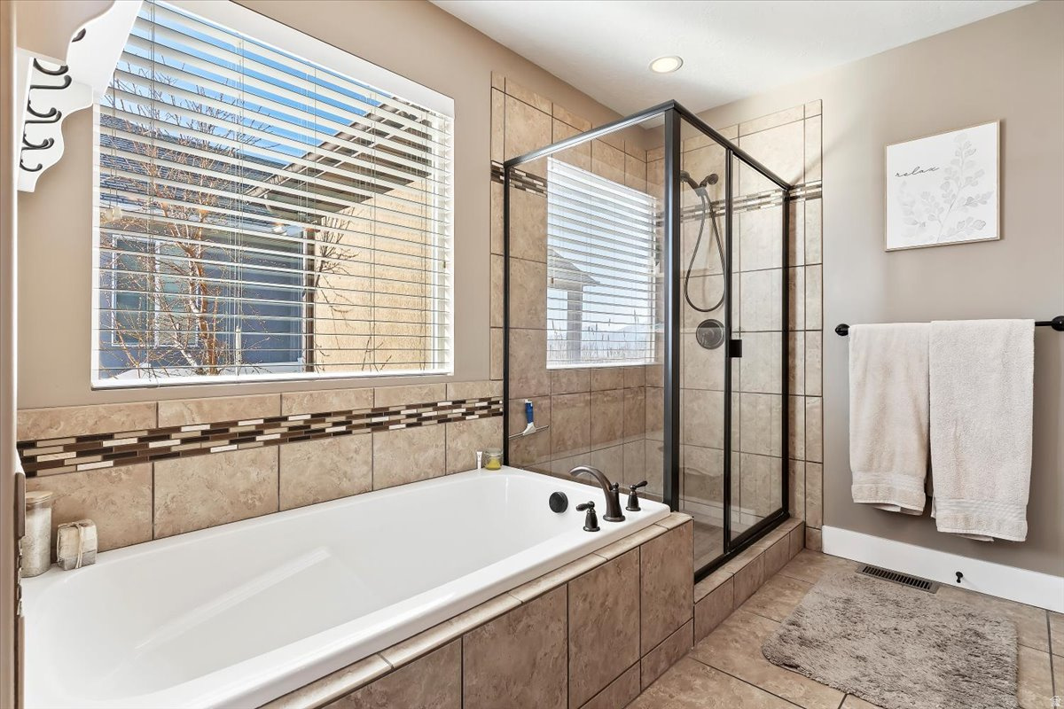 DIAMOND SUMMIT UNIT 1 - Residential