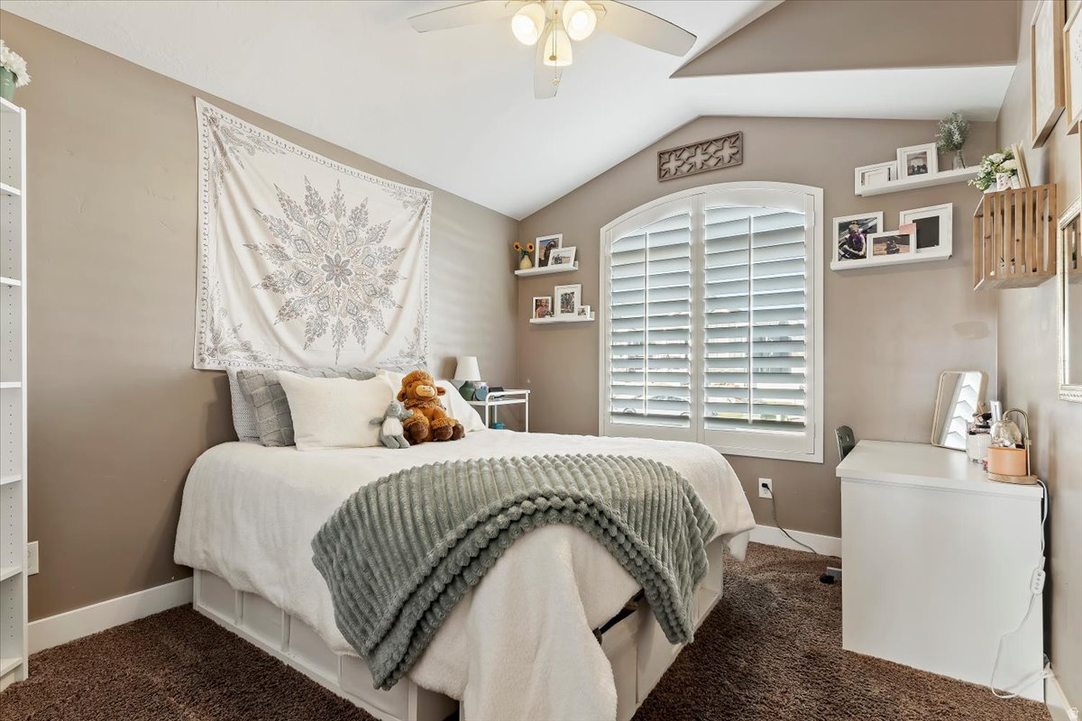 DIAMOND SUMMIT UNIT 1 - Residential