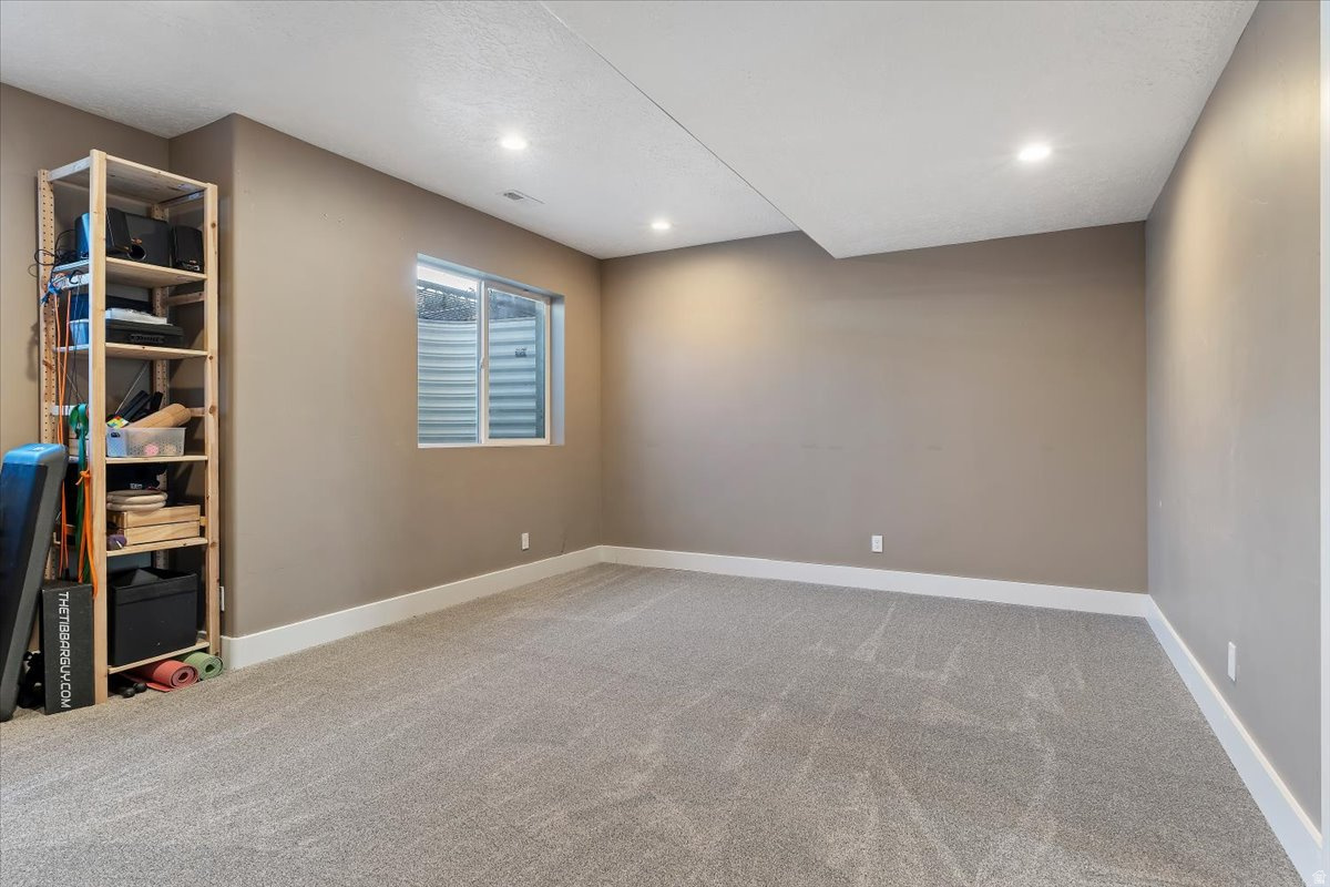 DIAMOND SUMMIT UNIT 1 - Residential