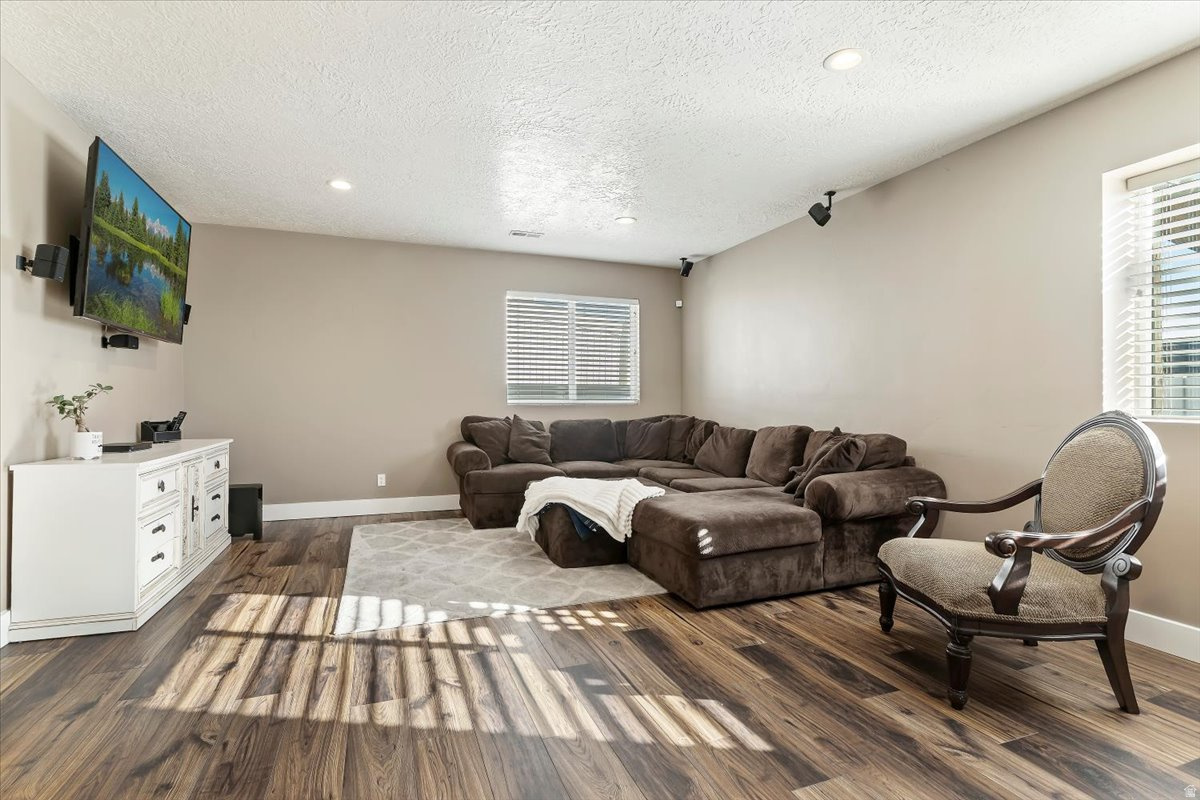 DIAMOND SUMMIT UNIT 1 - Residential