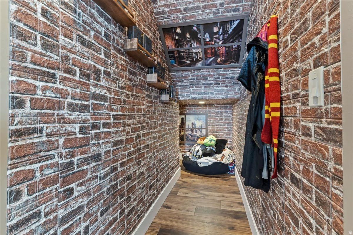 DIAMOND SUMMIT UNIT 1 - Residential