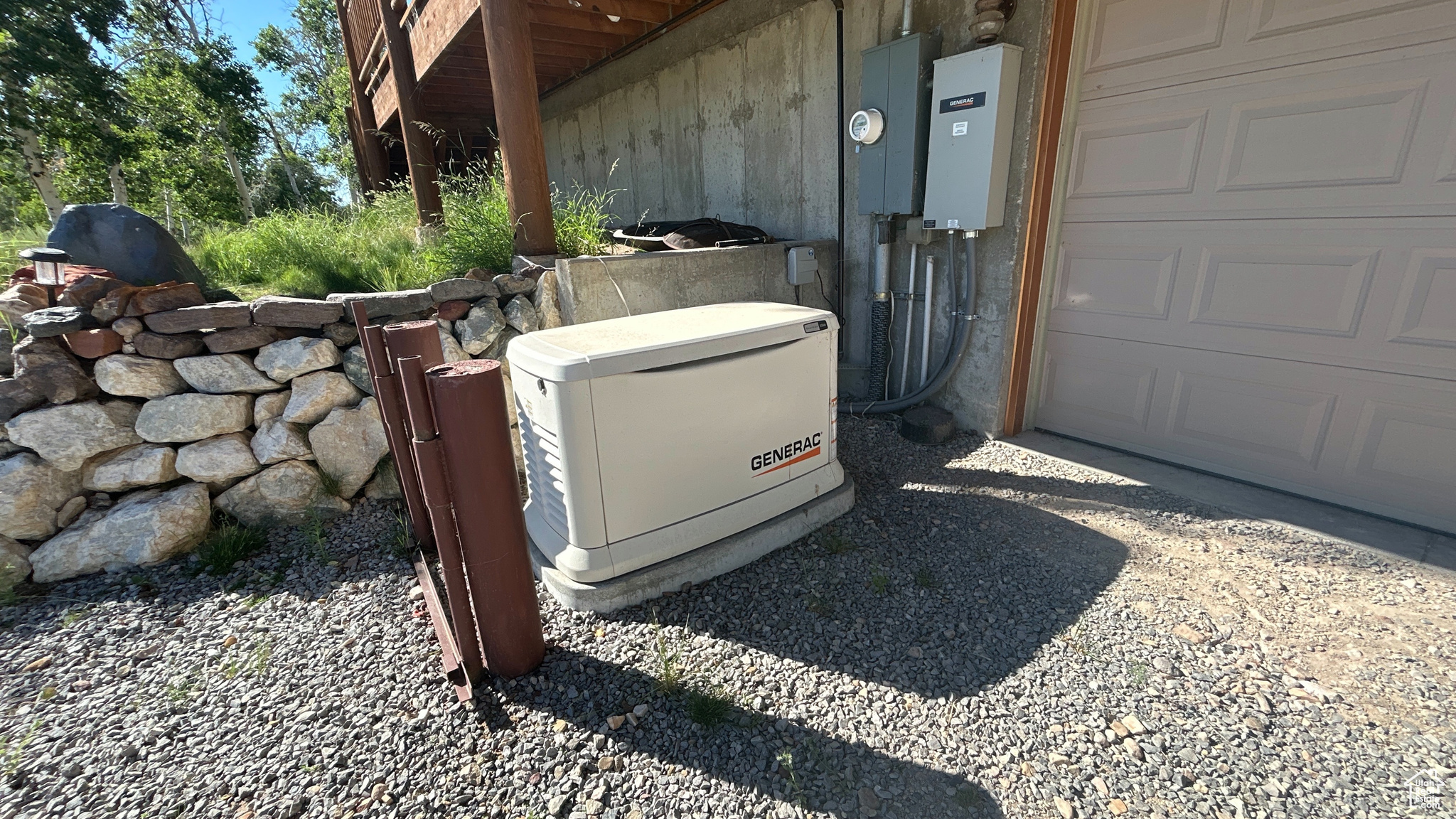 EAGLE ESTS - Residential