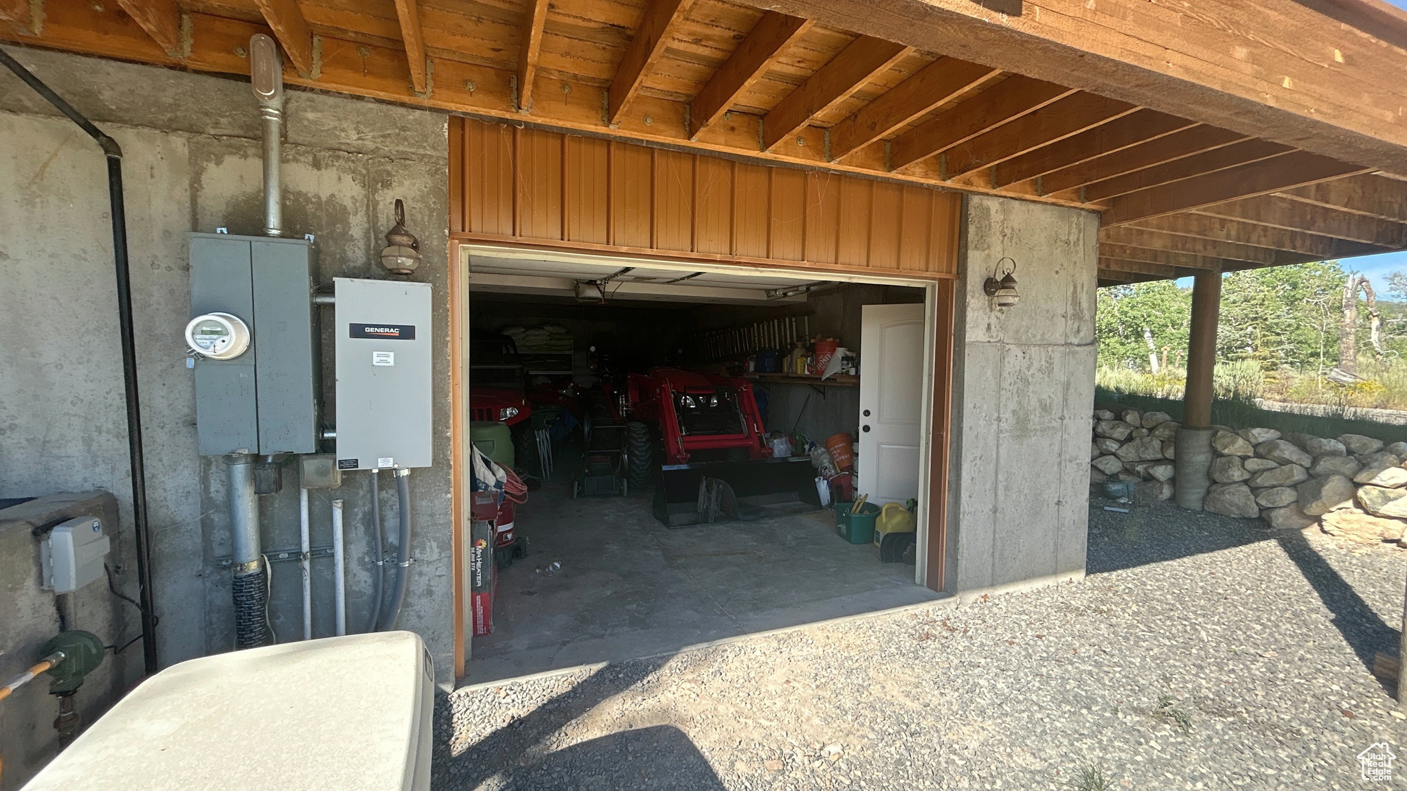 EAGLE ESTS - Residential