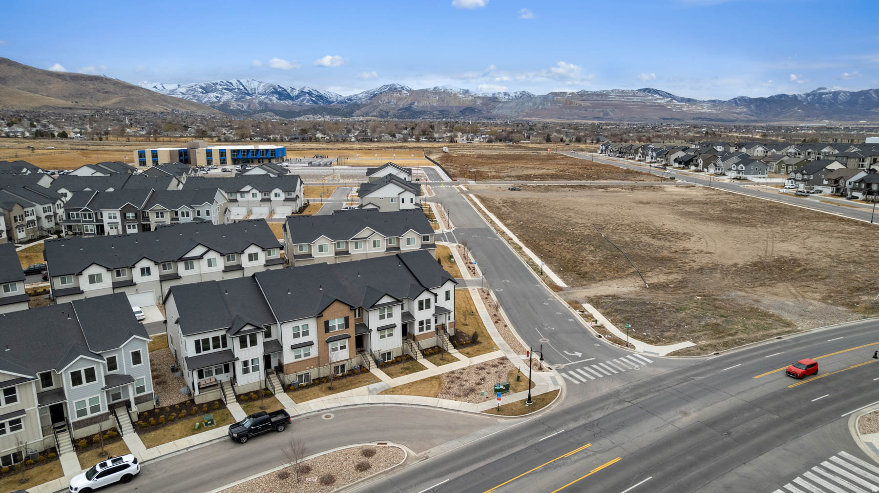 MOUNTAIN RIDGE - Residential