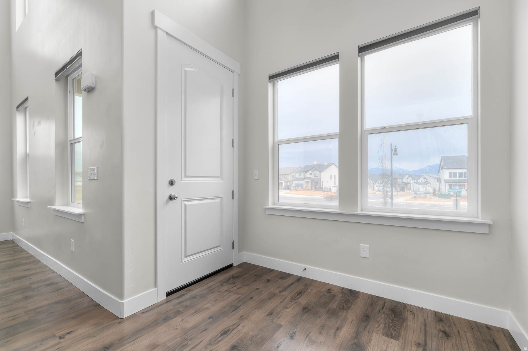 MOUNTAIN RIDGE - Residential