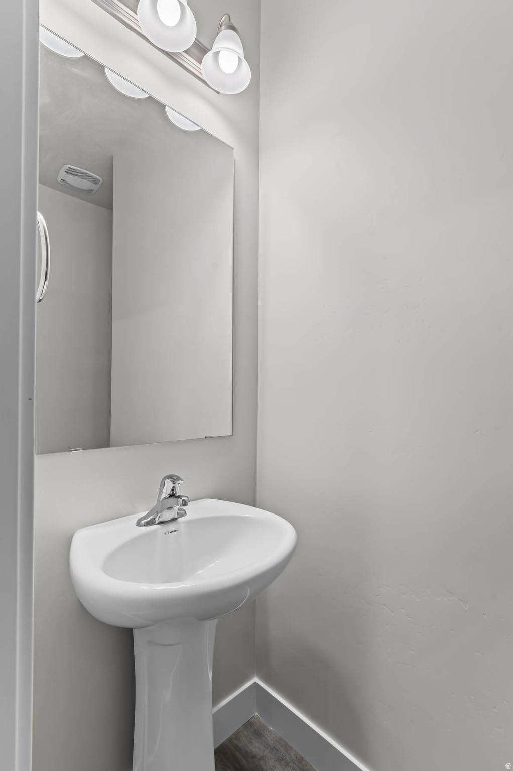 MOUNTAIN RIDGE - Residential