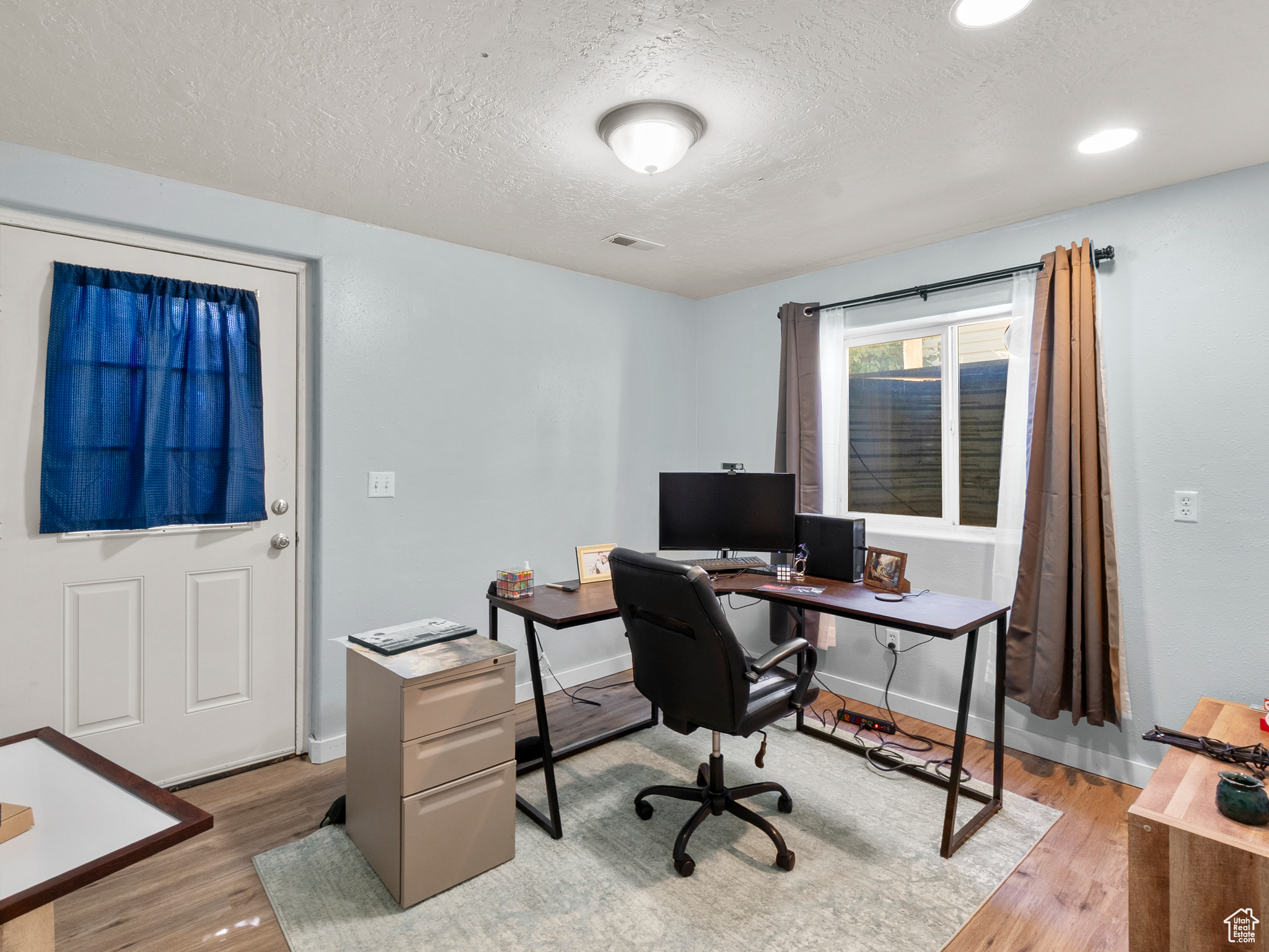 EAGLE POINT - Residential