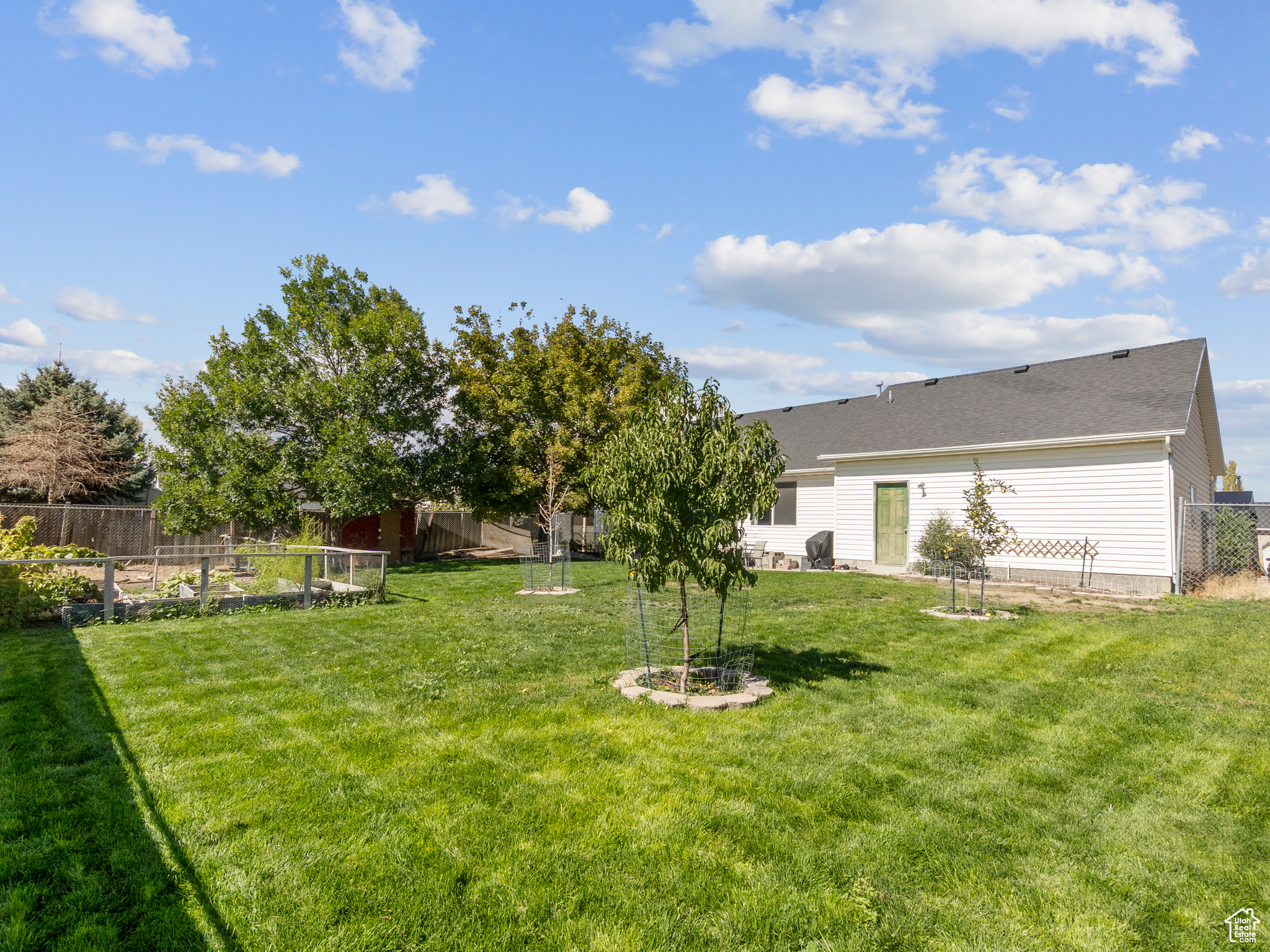 EAGLE POINT - Residential