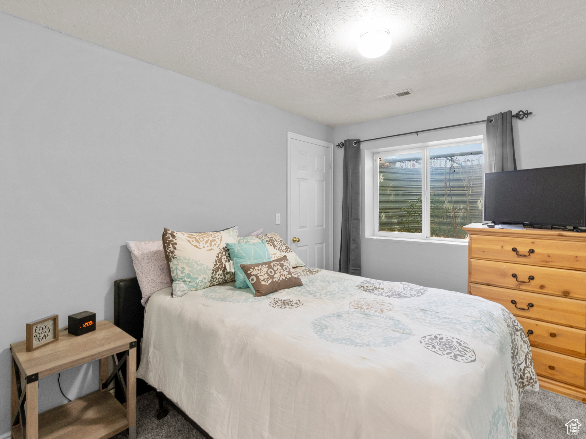 EAGLE POINT - Residential