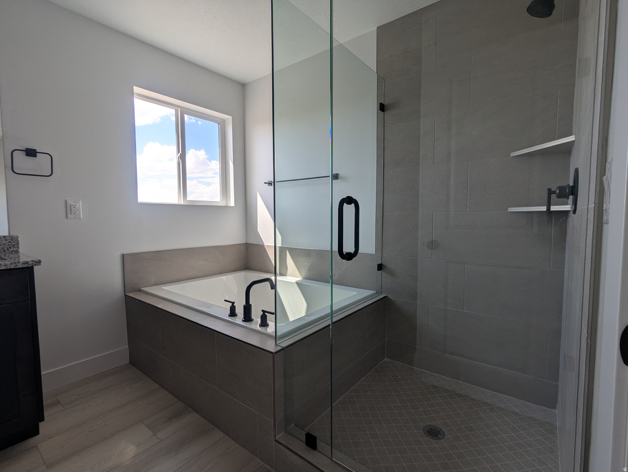 OVERLAKE ESTATES - Residential