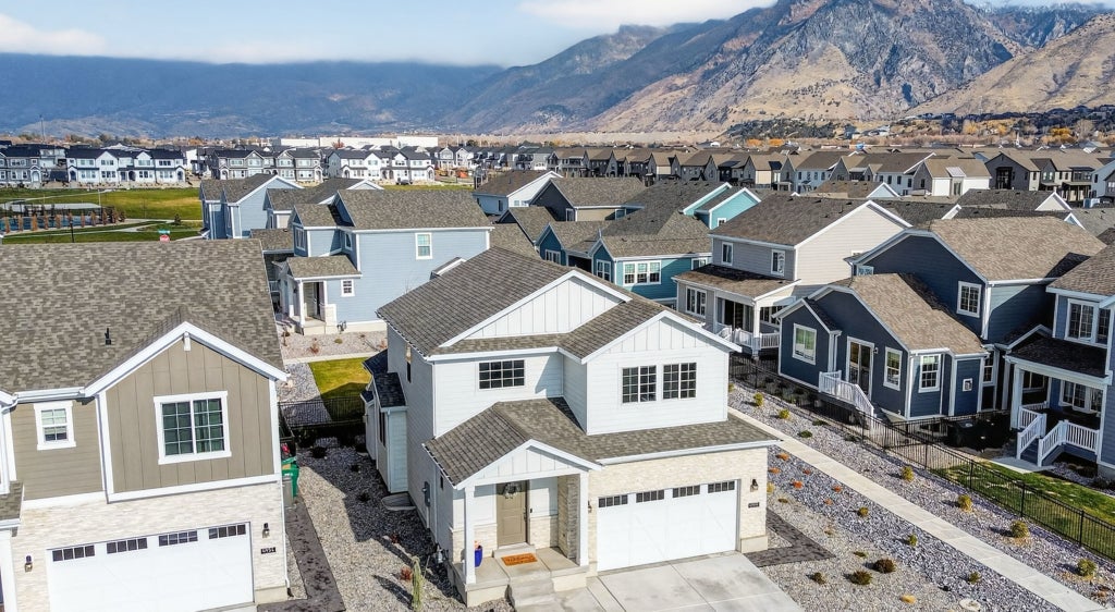 Photo of 4948 W EVERGREEN LN, Highland, UT 84003 (MLS # 2186307)