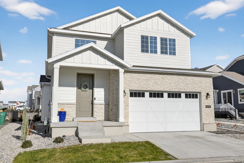 Photo of 4948 W EVERGREEN LN, Highland, UT 84003 (MLS # 2186307)