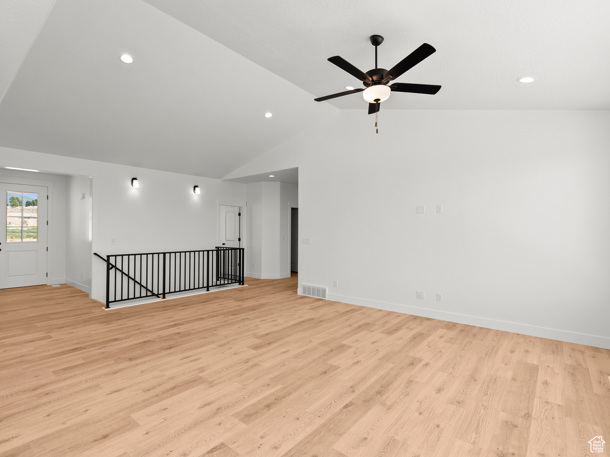 MOONLIGHT VILLAGE - Residential