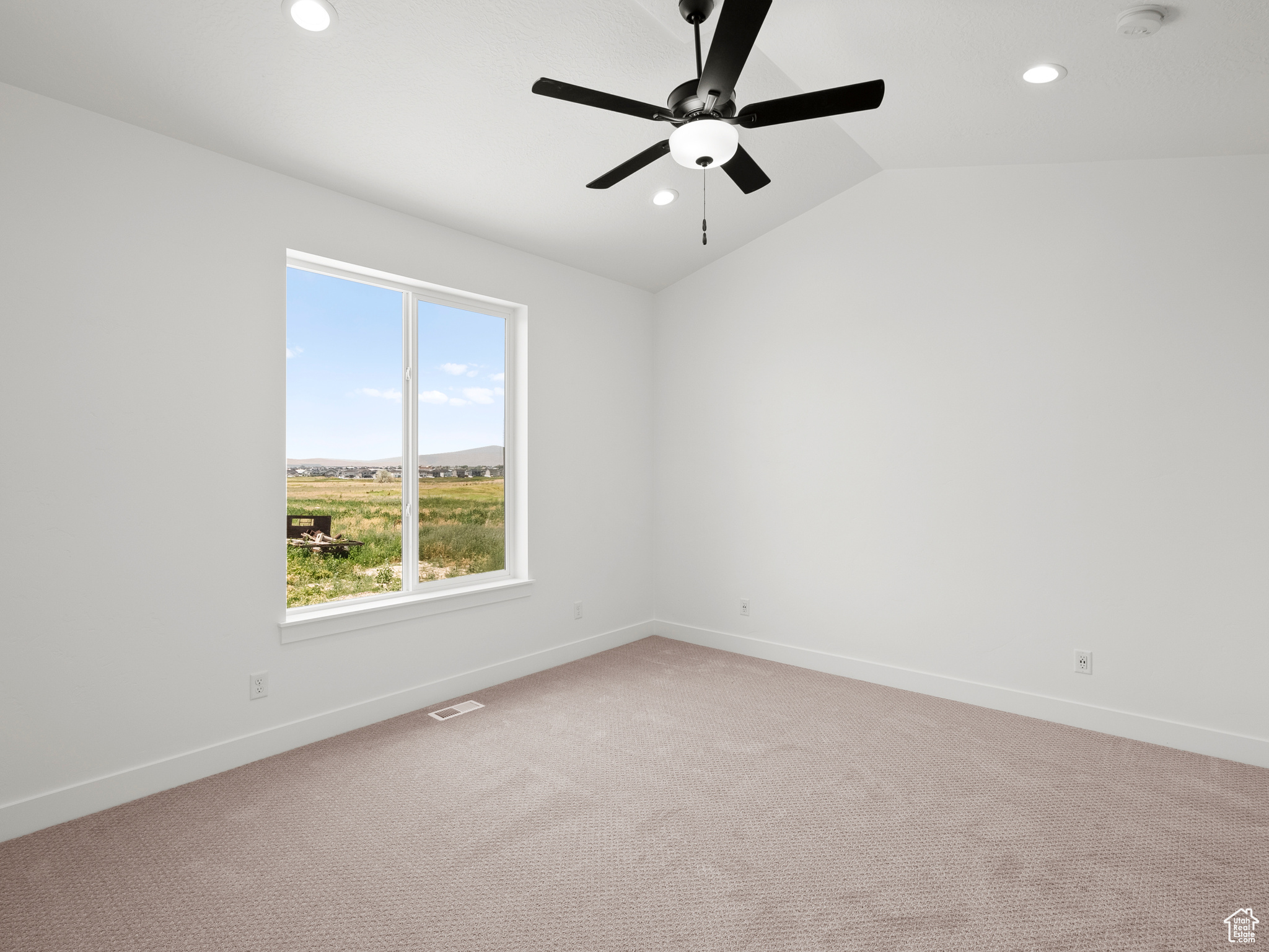 MOONLIGHT VILLAGE - Residential