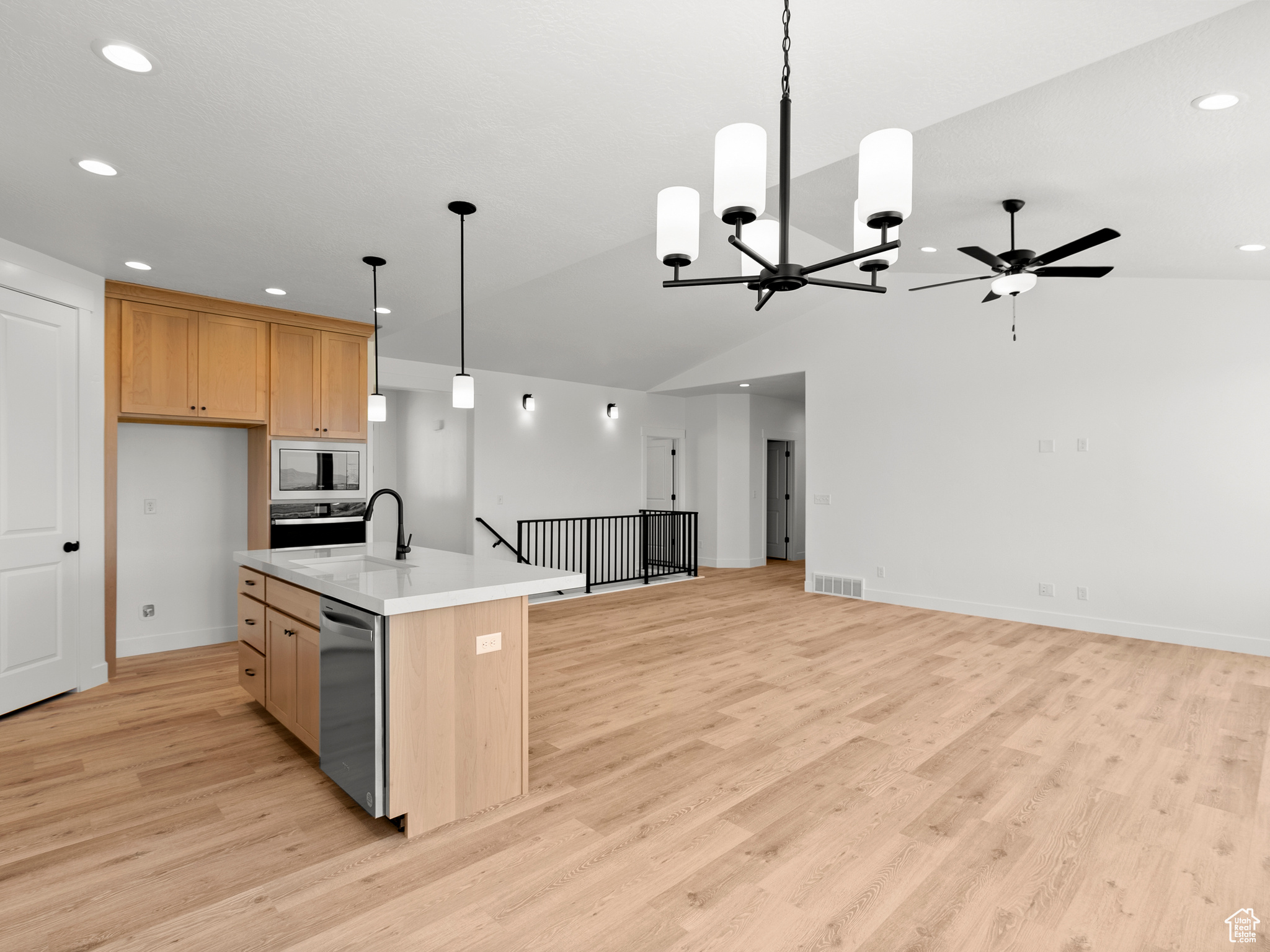 MOONLIGHT VILLAGE - Residential