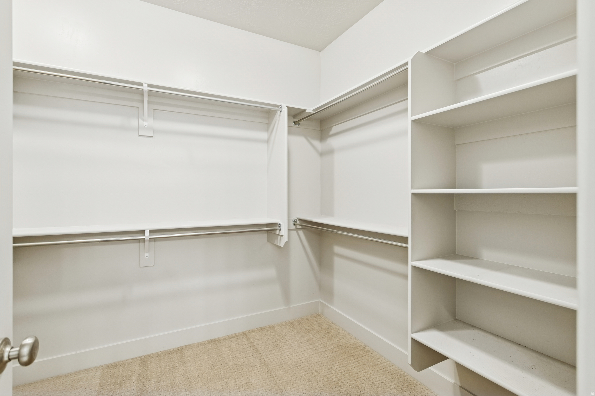 CAMDEN FIELDS - Residential