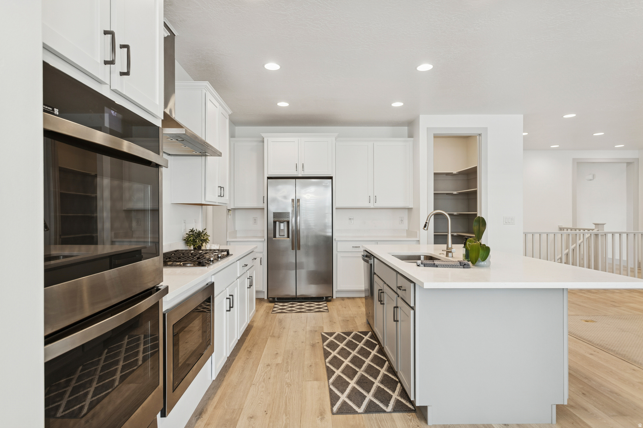 CAMDEN FIELDS - Residential