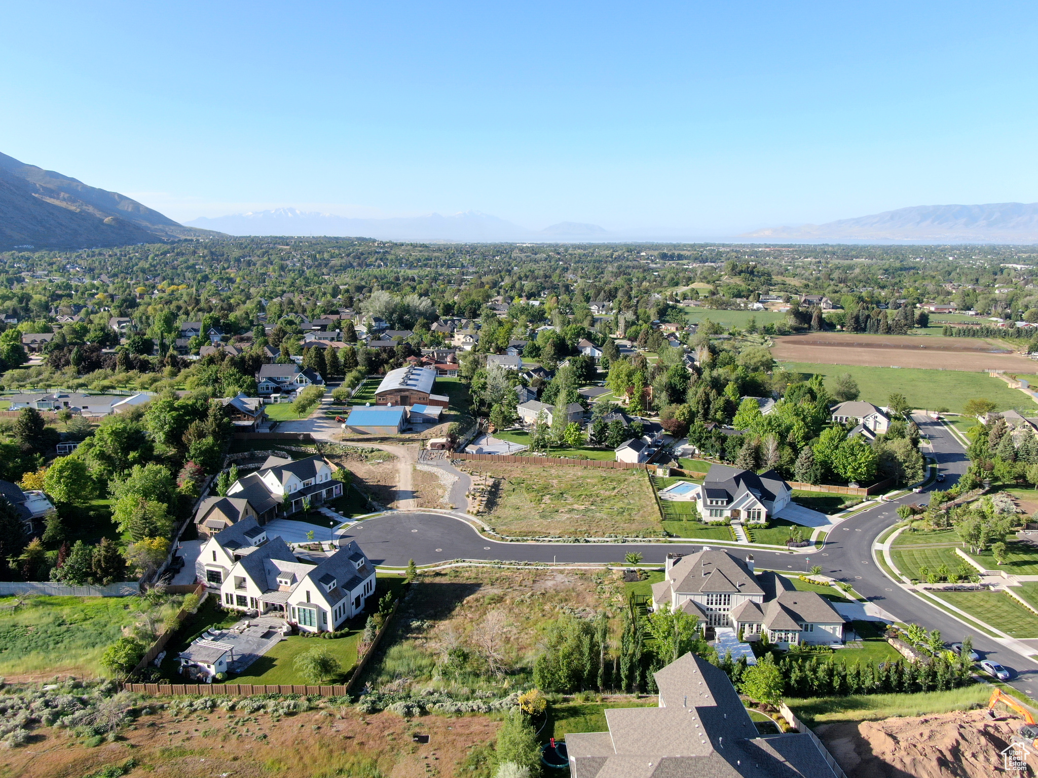 NORTH POINT VIEW - Land