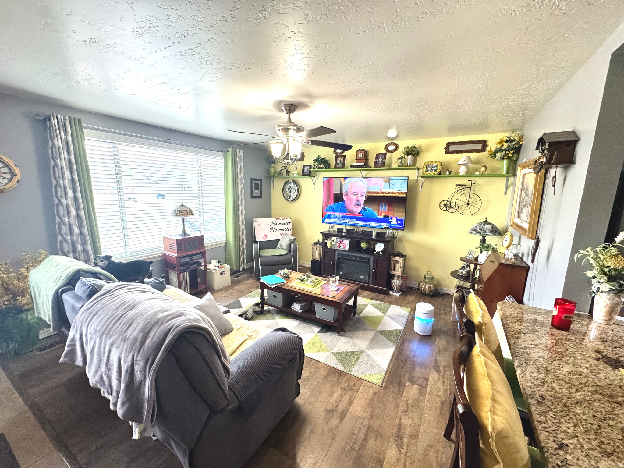 WHITE CITY - Residential