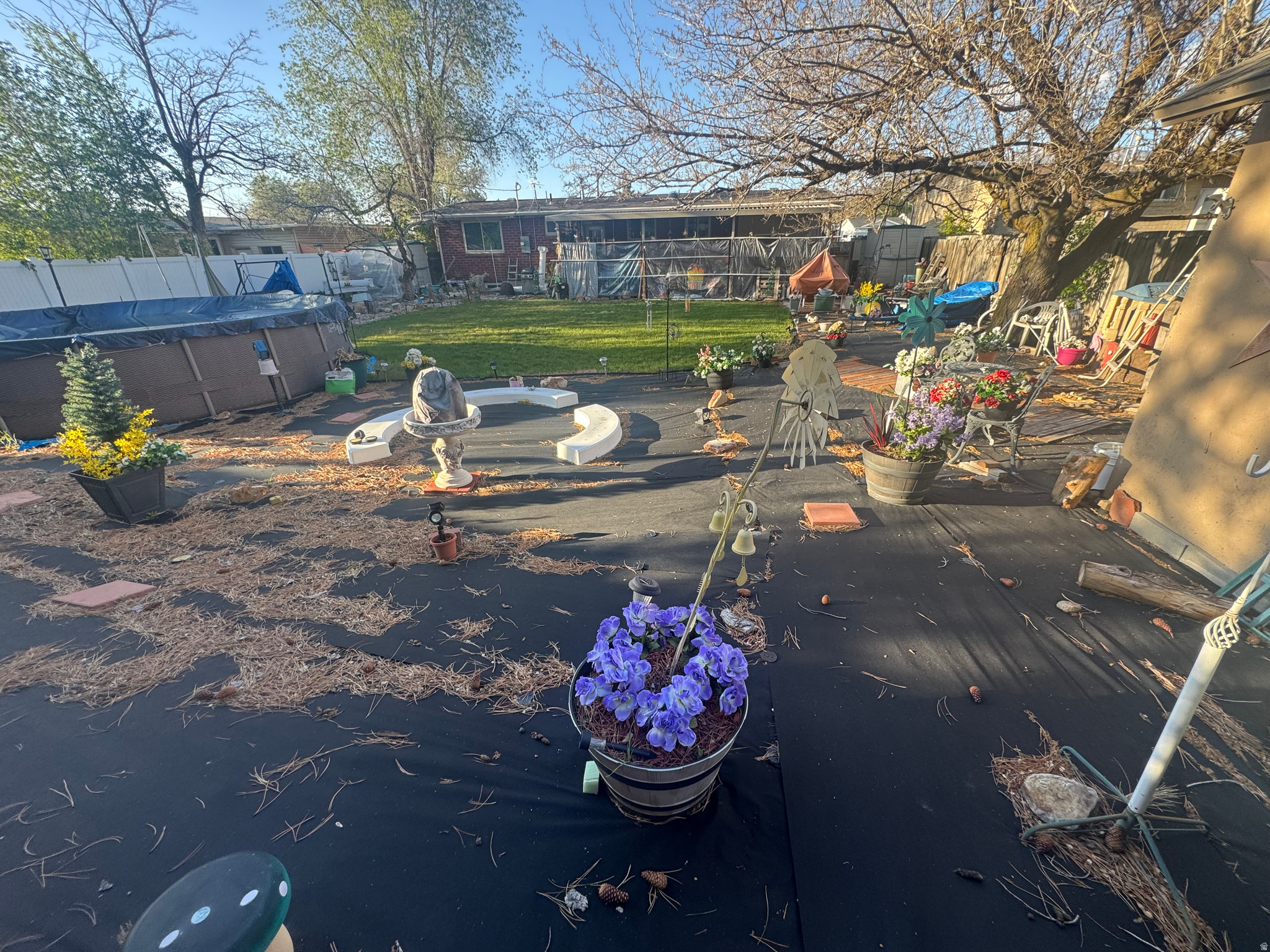 WHITE CITY - Residential