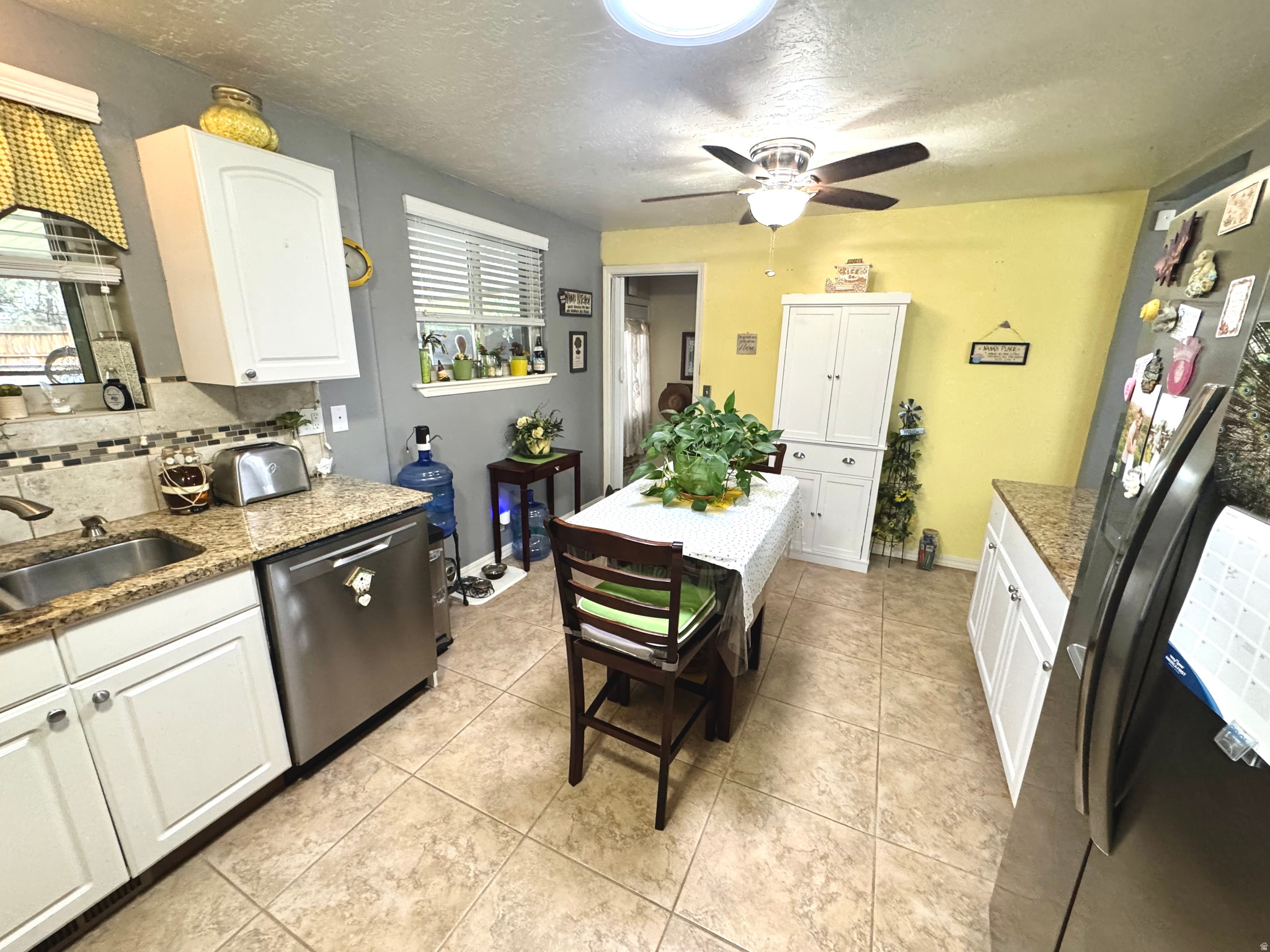 WHITE CITY - Residential