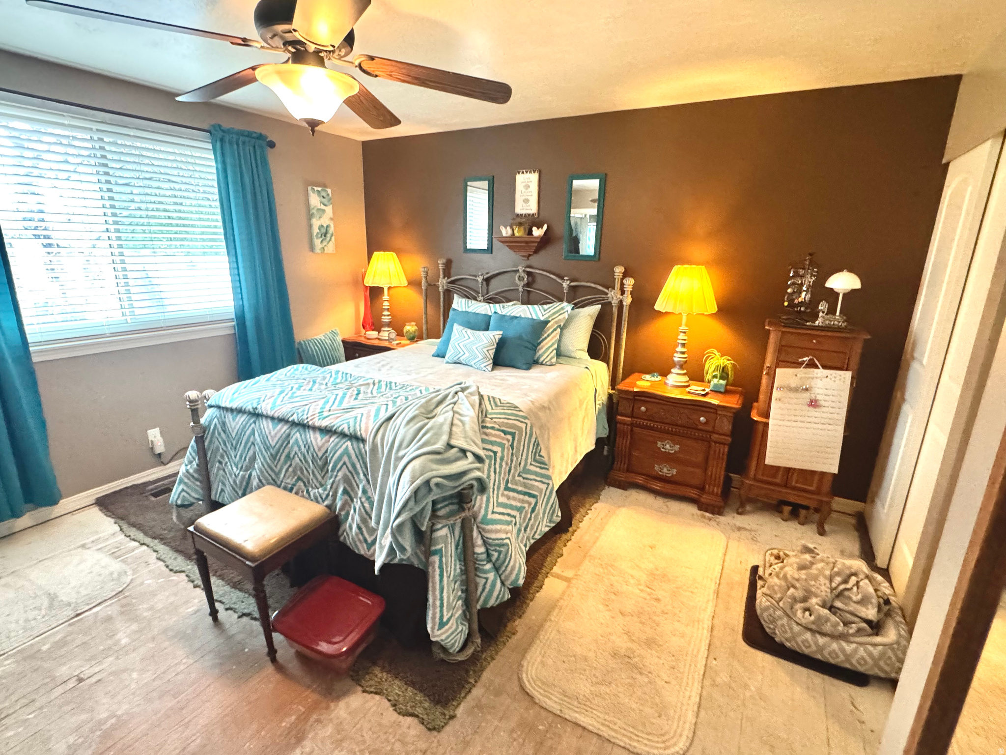 WHITE CITY - Residential