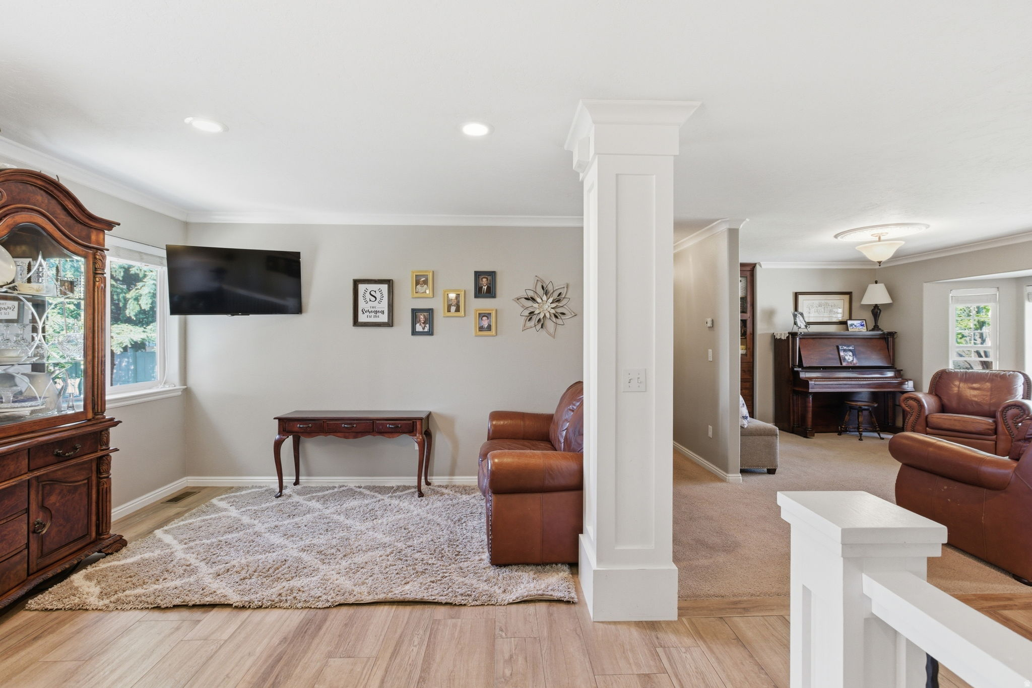 PINE MEADOWS - Residential