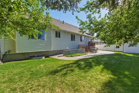Tiny photo for 715 E 320 N, Heber City, UT 84032 (MLS # 2158317)
